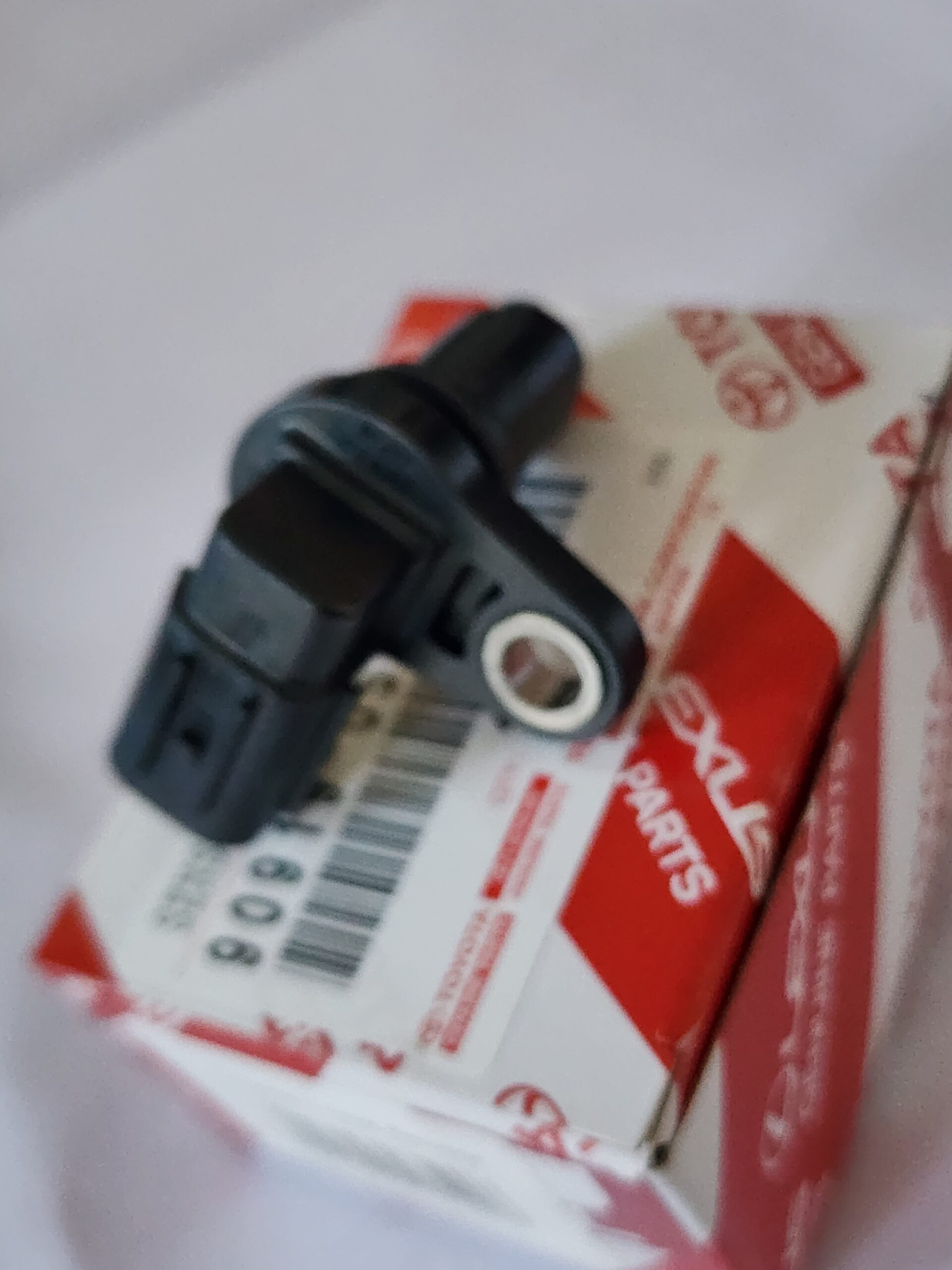 Japanese Toyota Crankshaft No.3 Sensor - Image 2